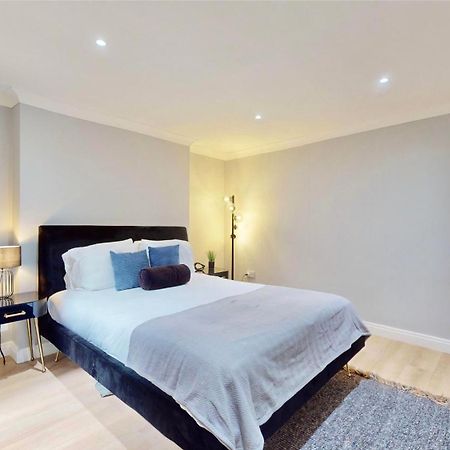 Tube & Notting Hill Nearby - Garden Flat Haven Lejlighed London Eksteriør billede