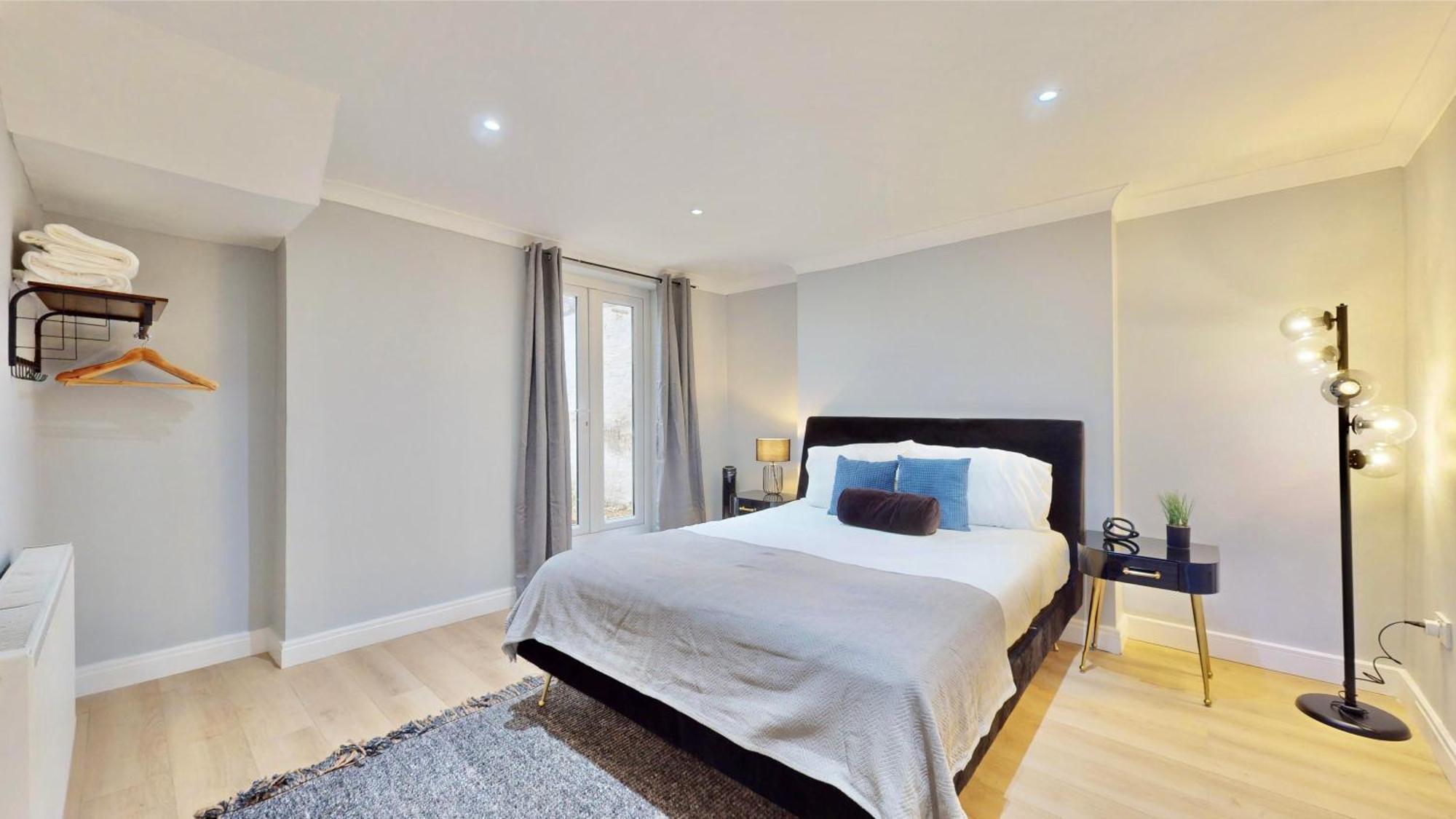 Tube & Notting Hill Nearby - Garden Flat Haven Lejlighed London Eksteriør billede