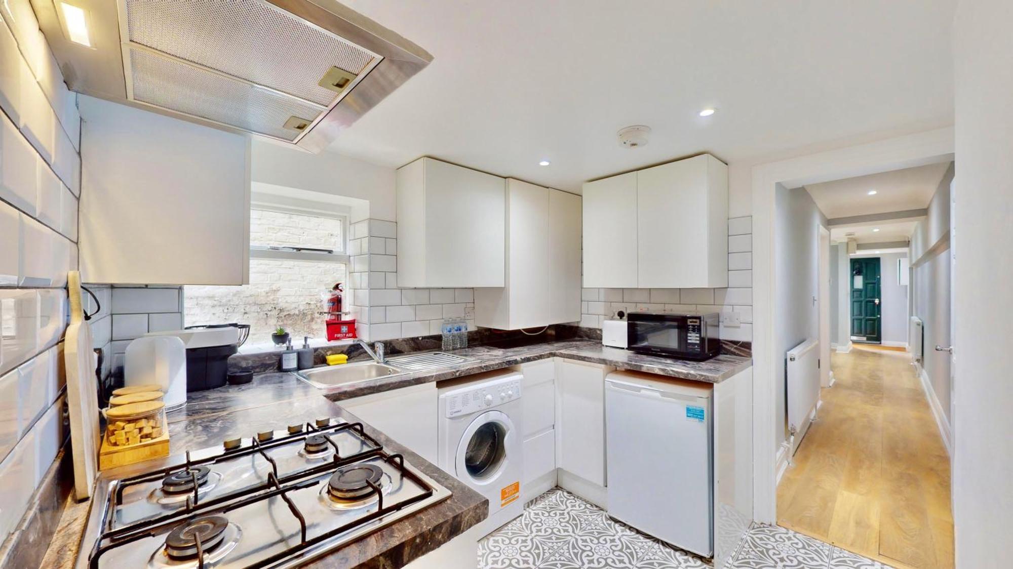 Tube & Notting Hill Nearby - Garden Flat Haven Lejlighed London Eksteriør billede