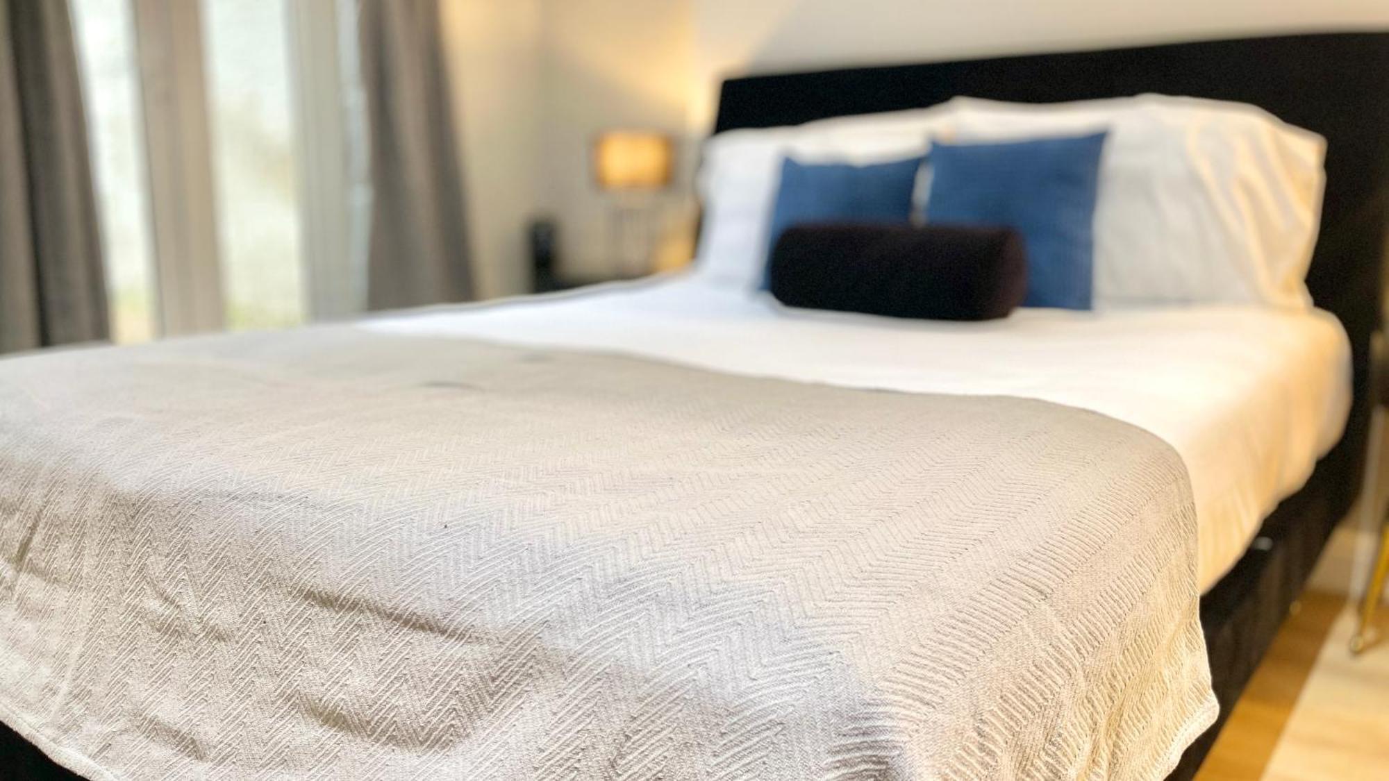 Tube & Notting Hill Nearby - Garden Flat Haven Lejlighed London Eksteriør billede